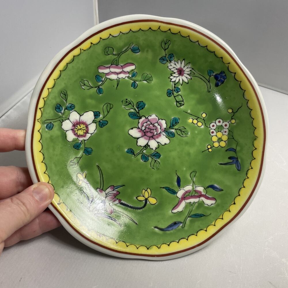Vintage 7" Hand‎ Painted Porcelain Plate Bowl Asian Floral Design Chrysanthemum